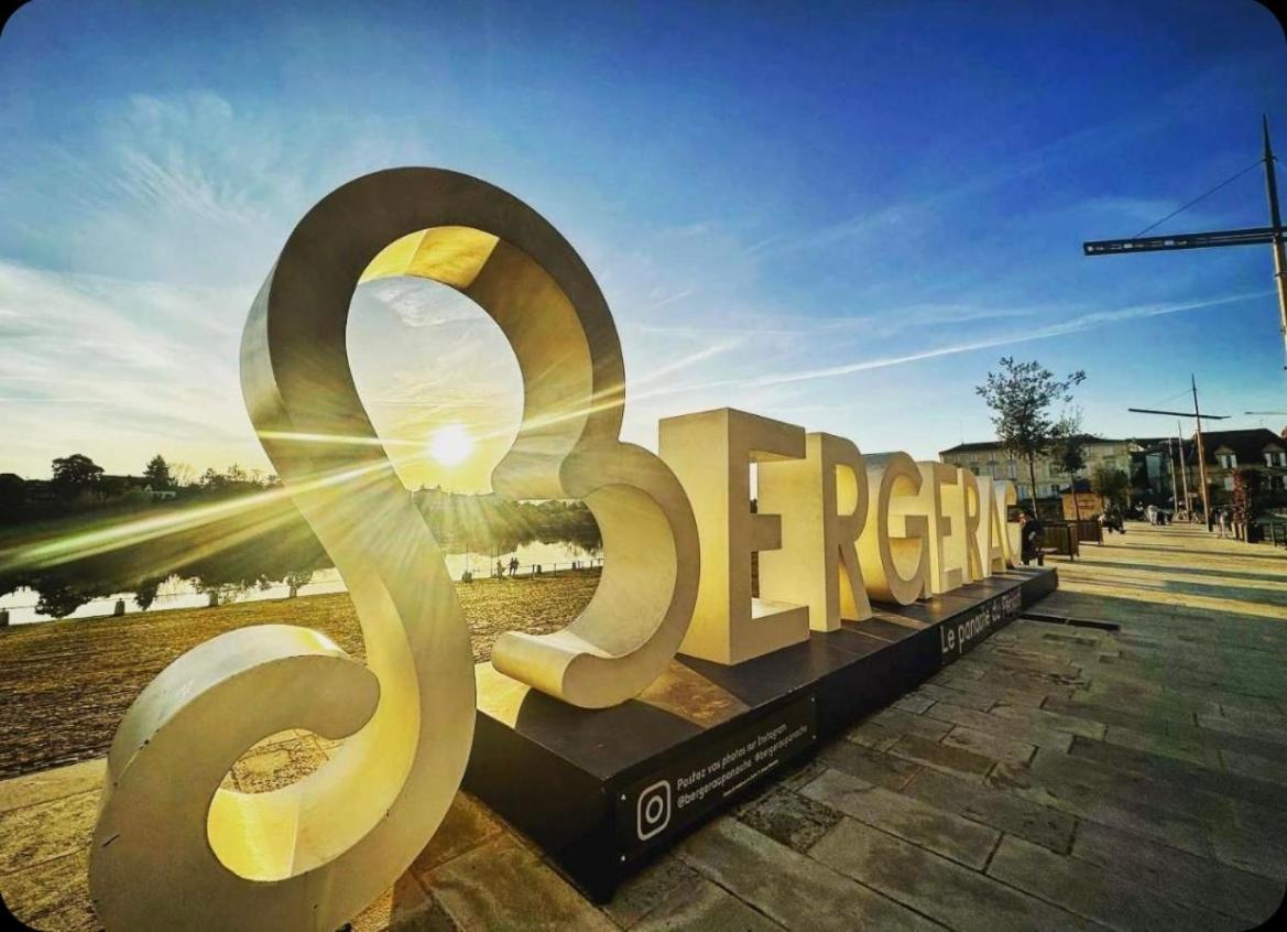 Apartamento Columna Historya 1 Bergerac Exterior foto